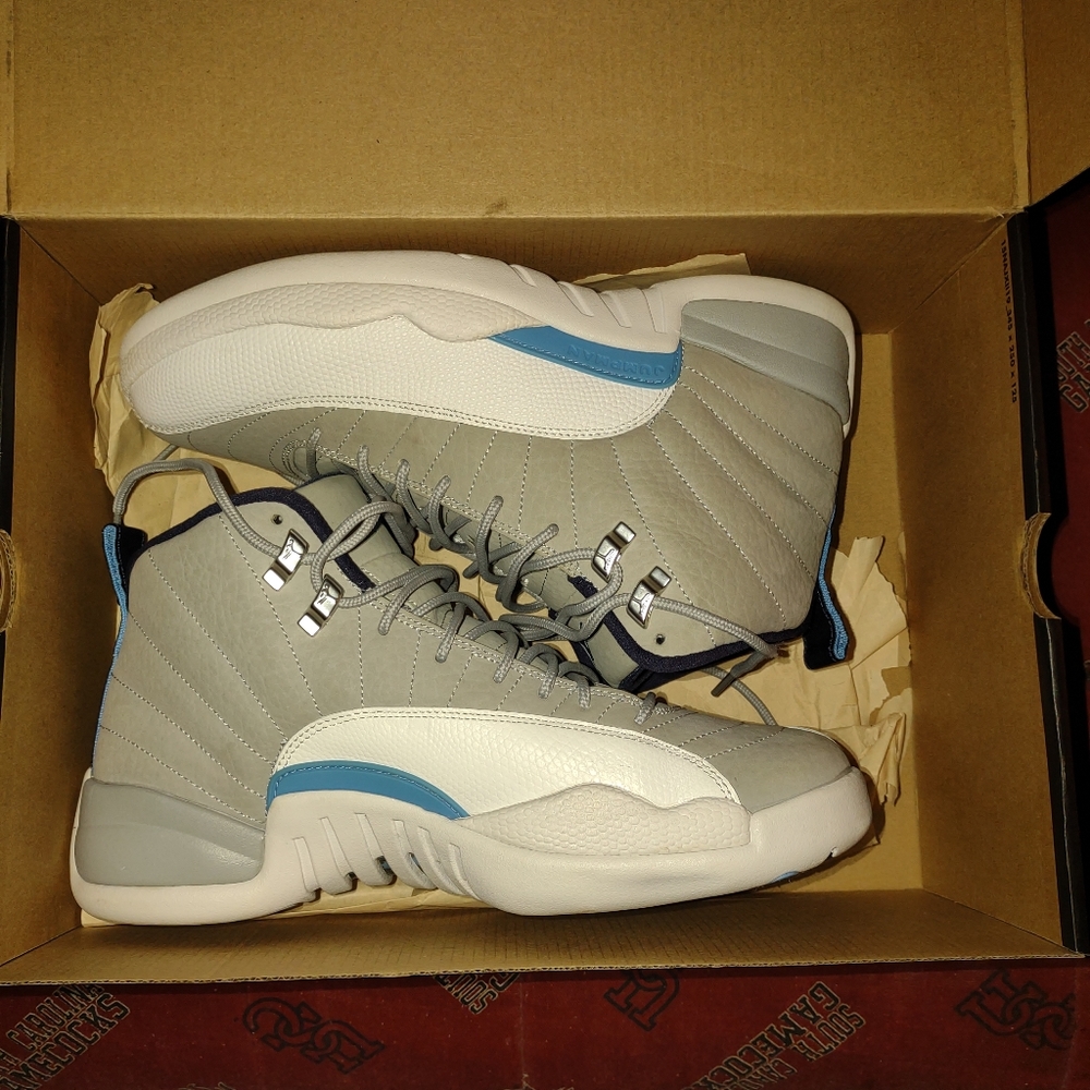Jordan 12 unc